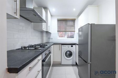 2 bedroom maisonette to rent - Photo 4