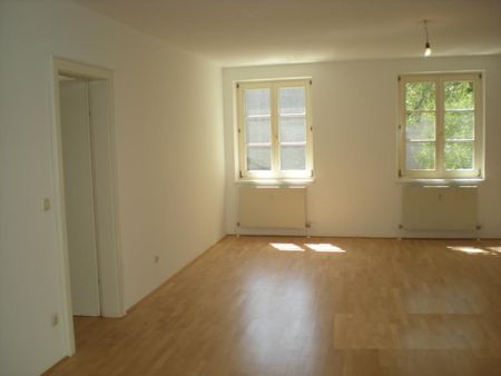 ** Ruhige 2-Zimmer Wohnung am Hauptplatz 15-16 , Top 18 ** - Photo 4
