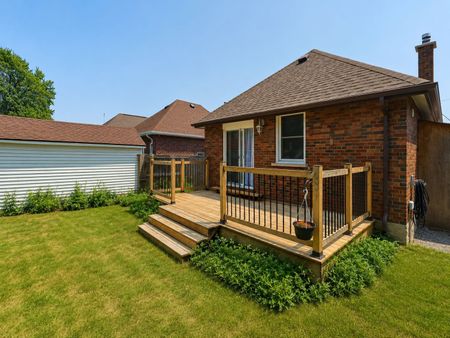 For Lease - 6523 Barker Street Unit# Main, Niagara Falls, Ontario - Photo 2