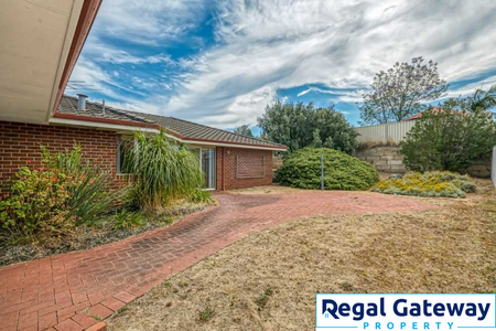 24 Brougham Crescent, ORELIA WA 6167 - Photo 3