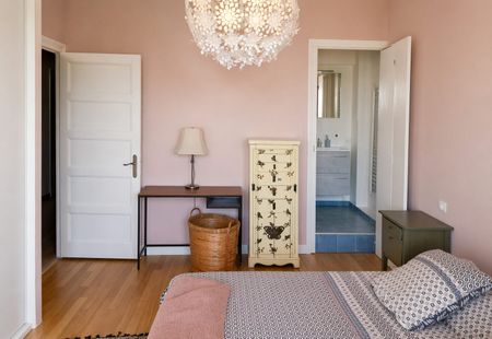 Location Maison 5 pièces 109m² LYON 8ème - Photo 3
