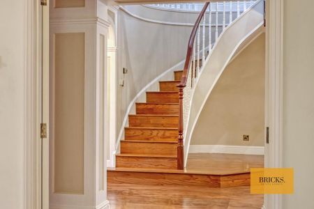 4 bedroom detached house to rent - Photo 4