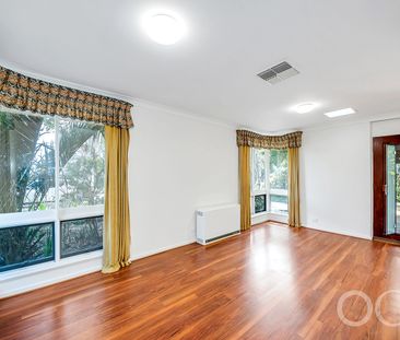 Open the Door to Comfortable Family Living in Happy Valley - Photo 2