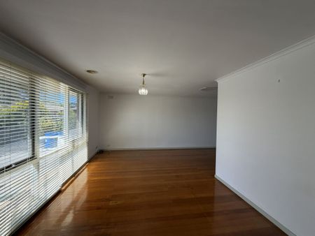 3 Bedroom Family Home in Clarinda - Photo 5