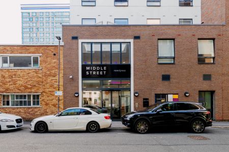 Standard Studio - Photo 5