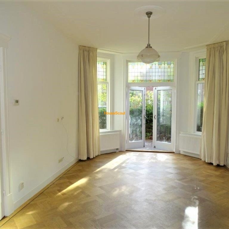 - Den Haag, van Beverningkstraat - Photo 1