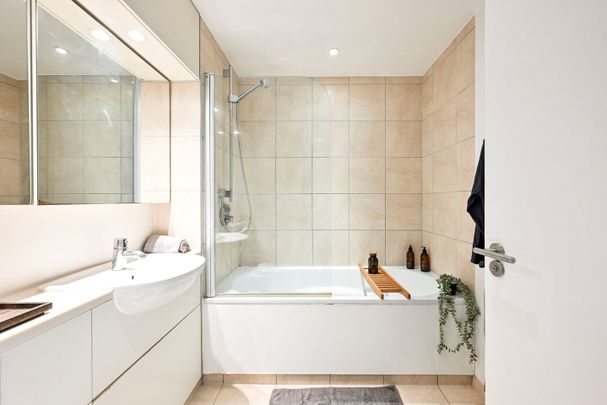 1 Bed Flat, London, EC1A - Photo 1