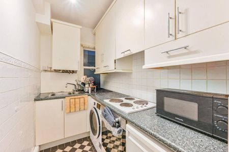 Studio to rent - Photo 2