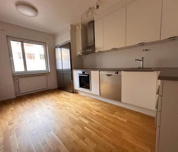 Sandgatan 28 – 3 rok (lgh 1005) - Foto 3