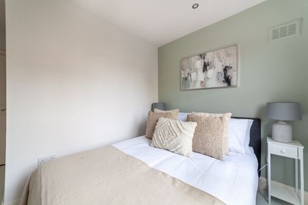 2 Bed Flat, Hormead Road, W9 - Photo 5