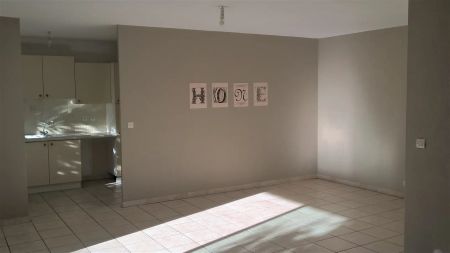 Location appartement 4 pièces - 88.5m² à Perpignan (66000) - Photo 4