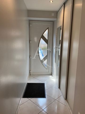 Location Maison 6 pièces 167m² - Photo 4