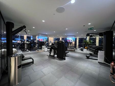 3 bedroom apartment to rent - Photo 2