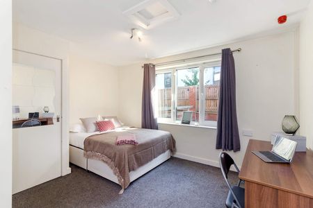 53 St. Michaels Lane Leeds - LS4 2PD - Photo 3