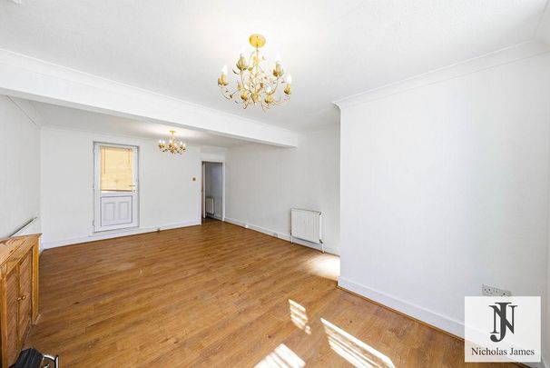 2 bedroom terraced house to rent - Photo 1