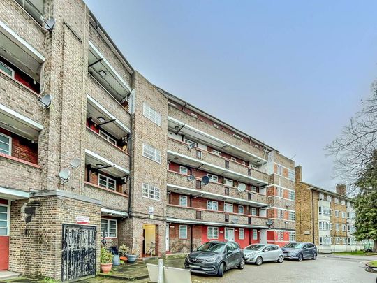 2 bedroom flat to rent - Photo 1