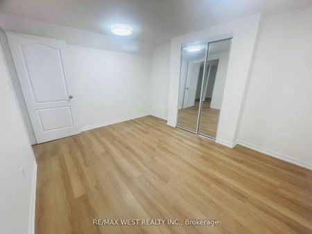 82 Dafoe Crescent #BSMT - Photo 3