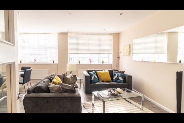 Room in a Shared Flat, North Street, BN1 - Photo 1