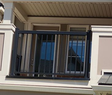 For Lease - 8 Fusilier Drive, Toronto, Ontario - Photo 6