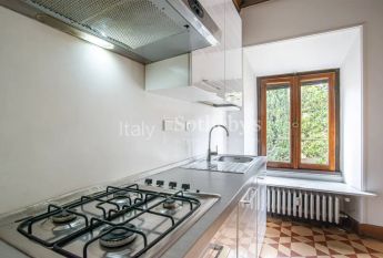 Via Di Monte Savello