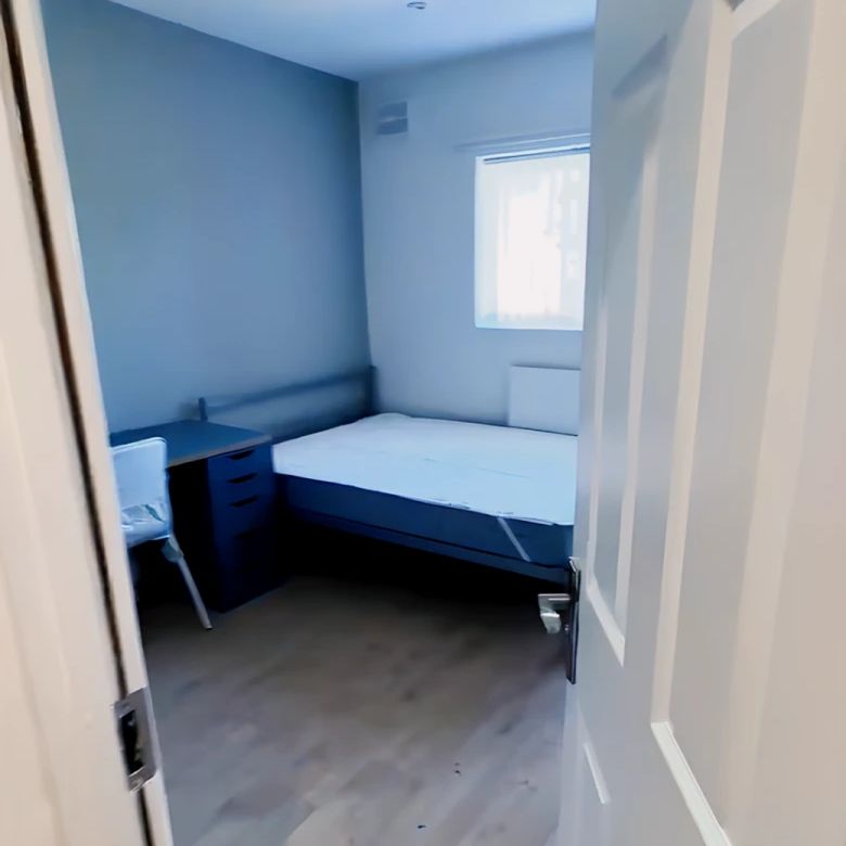 room2 - Photo 1