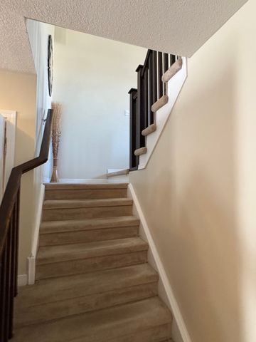 For Lease - 406 Woodbine Avenue, Kitchener, Ontario - Photo 4