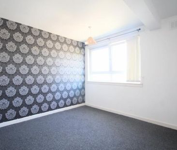 3 bedroom flat to rent - Photo 6