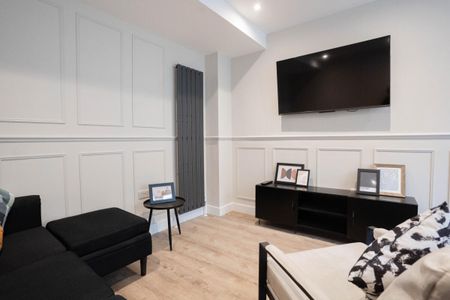 Telephone #68 - Photo 4