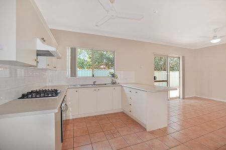 SUPER SPECIAL ON SPOONBILL! Modern 4x2 - Photo 2
