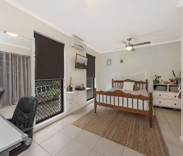 Peaceful Family Retreat in Prime Buderim Location - Photo 1