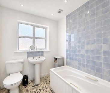 4 Whitethorn Drive, Newtownards, BT23 8WS - Photo 6