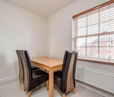 Breton Gardens, Lisburn, BT28 3YZ - Photo 4