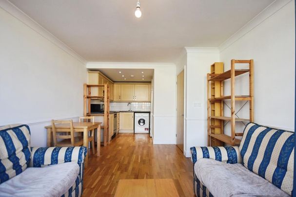 1 bedroom apartment to rent - Photo 1