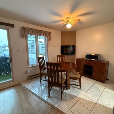 4 1/2 à louer - Photo 4