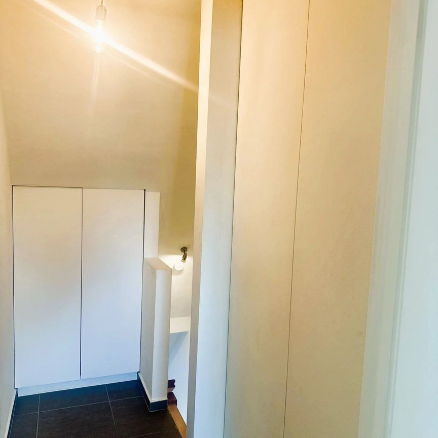 Ruim 1-slaapkamer duplexappartement (EPC A) mét garagebox - Foto 1