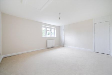 3 bedroom detached house to rent - Photo 5