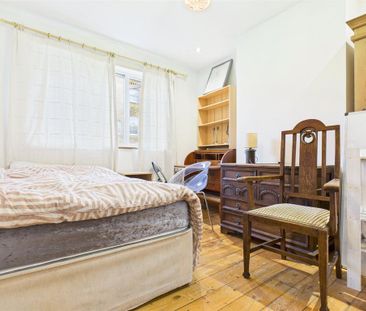 6 bedroom semi-detached house to rent - Photo 4