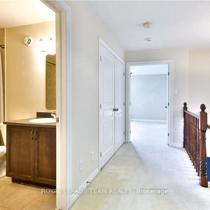 For Lease - 252 Tandalee Crescent, Kanata, Ontario - Photo 1