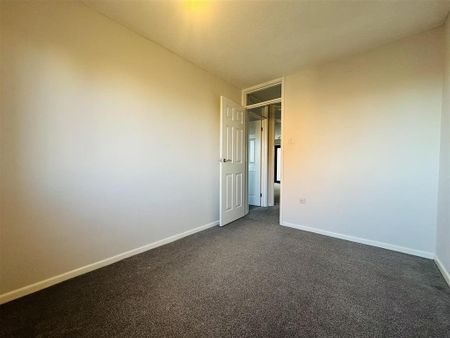 2 bedroom semi-detached bungalow to rent - Photo 5