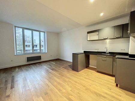 Location Appartement 2 pièces 42m² - Photo 3