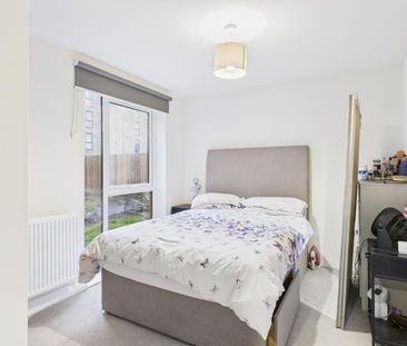 Minett Road, Yate, Bristol - Photo 2