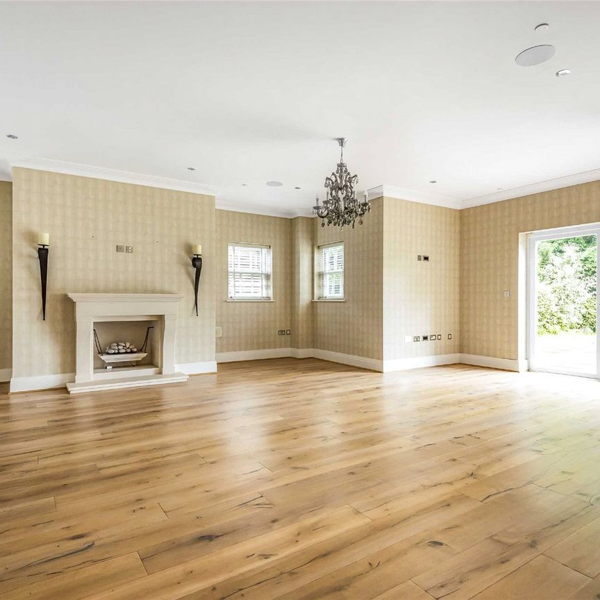 Beech Hill, Hadley Wood - Photo 1