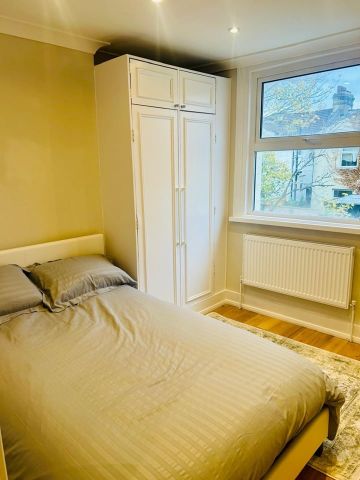 2 Bed Flat, Cobbold Road, NW10 - Photo 4