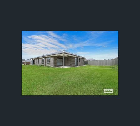 7 Hisley Court, Thurgoona, NSW 2640 - Photo 1