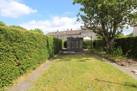 2 bedroom semi-detached house to rent - Photo 2