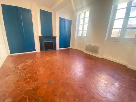 Location appartement 3 pièces, 80.96m², Narbonne - Photo 4