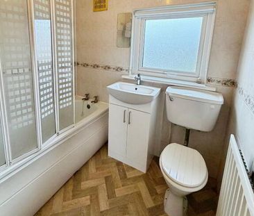 90 Ballynahinch Road, Lisburn, BT27 5EZ - Photo 2