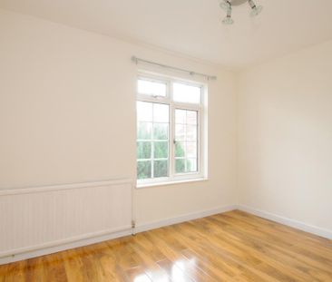 4 bedroom detached house to rent - Photo 5