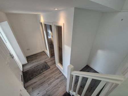 3 Bed Detached House, Derby Lane, L13 - Photo 5