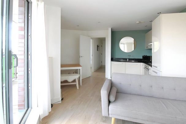 2 bedroom flat to rent - Photo 1